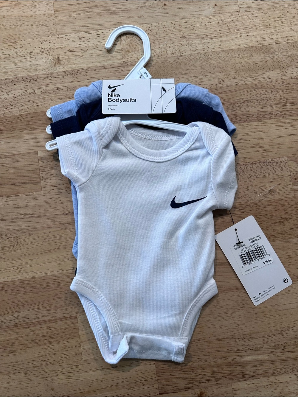 Nike Baby Bodysuit 3-Pack in White, Navy & Light Blue - Sz NB